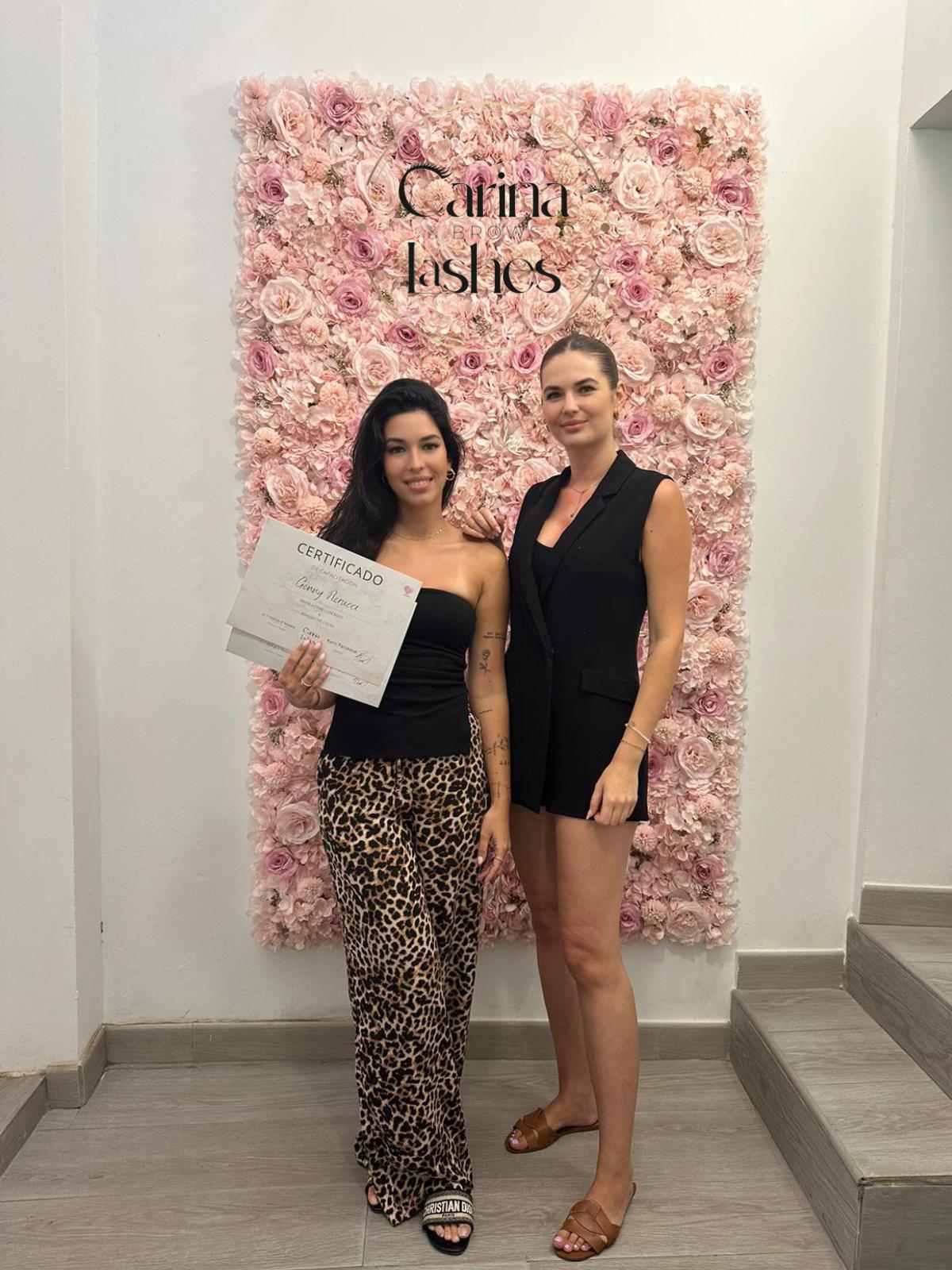 Lash artistry by Carina