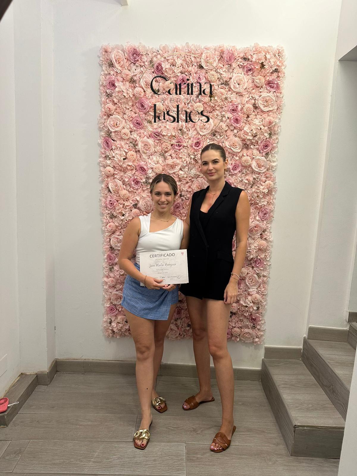 Lash artistry by Carina